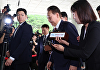 윤석열, 내란 특검 공개 출석…대면조사 시작