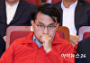[포토] 심각한 윤상현 국민의힘 공동선대위원장