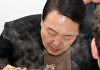 尹, 구치소 첫 점심은 '된장찌개'⋯"MB·朴은 뭐 먹었나?"