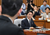 [포토] 주진우 의원 질의에 답변하는 김민석 국무총리 후보자