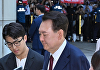 尹측 "지하주차장 통로 아니면 안 가"…특검 "사실상 조사 거부"