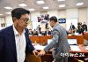 '방송 3법', 과방위 통과⋯野 "사장까지 친여 인사 장악 의도"