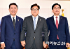 與 "7월 4일 전 김민석 임명"⋯여야 원대 연속 회동