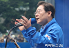 [포토] 야탑역 유세하는 이재명