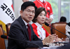 [포토] 긴급 기자회견 갖는 김문수 대선 후보