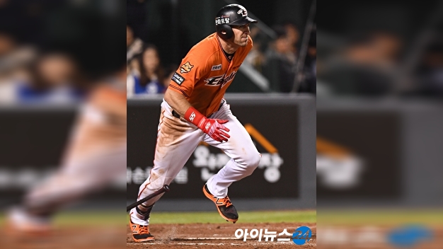 전 한화 호잉 "반가워 RYU" 토론토서 MLB 콜업 - Vimarsana News