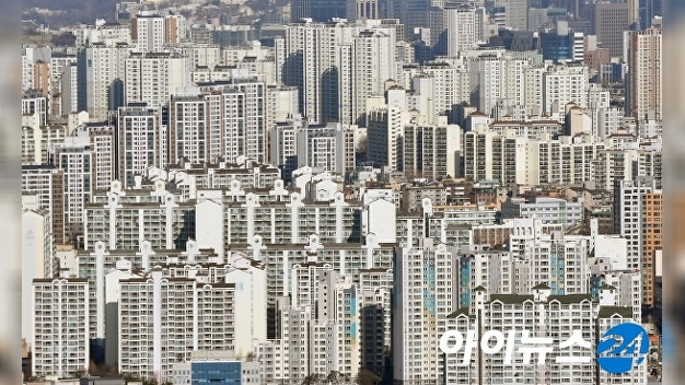 "6개월 주춤한 새 1억8천 더 냈다"…은평구 아파트값 '쑥' - Vimarsana News
