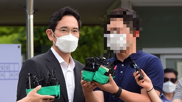 '이재용 불참' 삼성 준법위 회의…보고서 하나로 '실효성' 높일까 - Vimarsana News