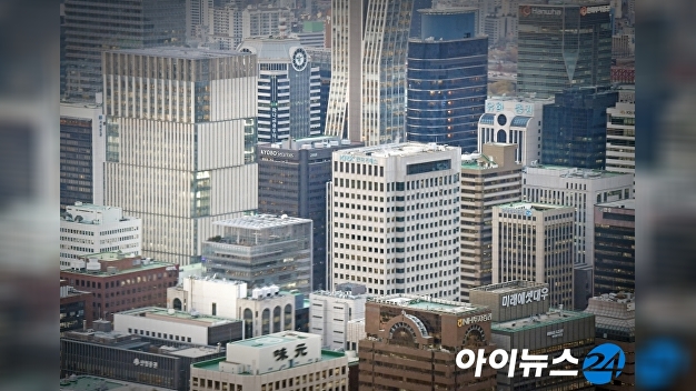 증권사 대형화 이면엔 양극화 심화...'이미 짜인 판' 우려도 - 뉴스 썸네일 이미지