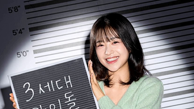 <b>에이프릴</b> 출신 <b>김채원</b>, '걸스 온 파이어' 도전장