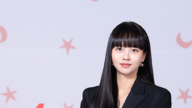 <b>김소현</b>, '굿보이' 검토중…황민현 이어 박보검 만나나