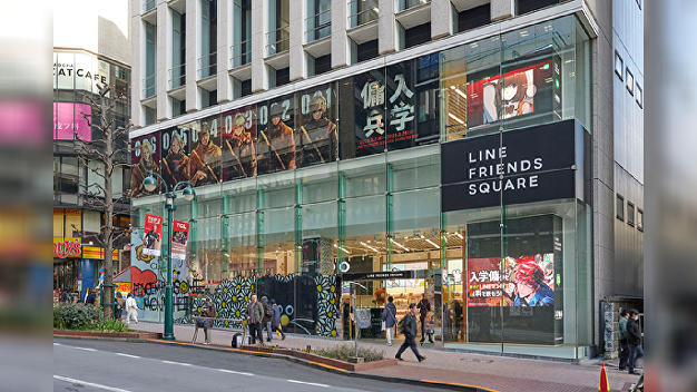 '만화 강국' 日 홀린 韓 웹툰⋯도쿄 '입학용병' 팝업스토어 가보니 - 뉴스 썸네일 이미지