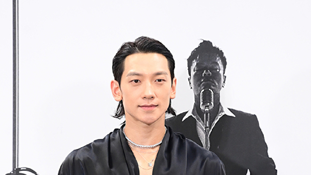 비, 대만 공연서 故 <b>서희원 애도</b> "<b>구준엽</b> 응원하고 지지해달라"