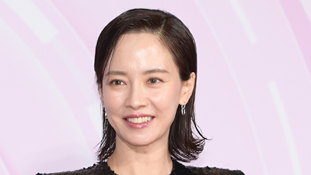 <b>송지효</b>, 전 소속사 대표 횡령 혐의 고발 "계좌 흐름 투명하게 밝혀지길"