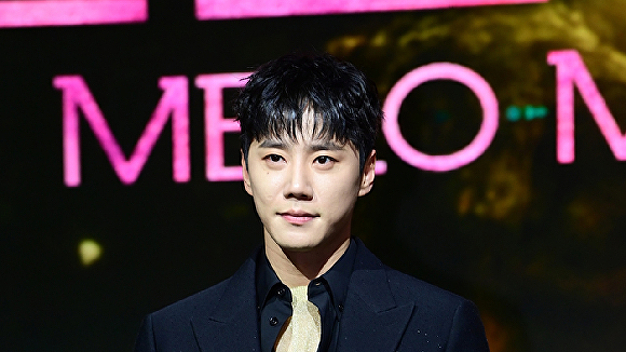 <b>이준영</b>, '<b>멜로무비</b>' <b>OST</b> 직접 불렀다⋯'언더 선셋' 감동 배가
