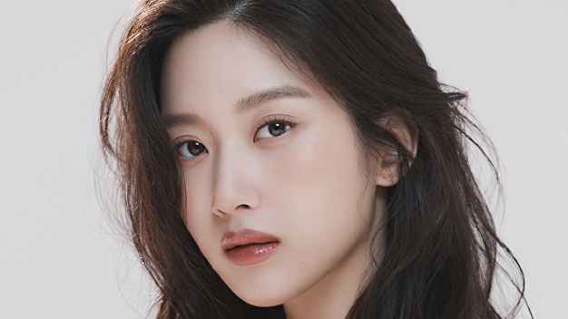 <b>문가영</b>, <b>신생 피크제이와</b> 전속계약…1호 배우 새 도약